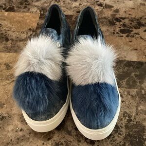 Here/ now Pom Pom sneakers